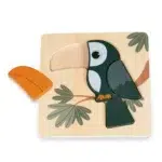 Pino drvena slagalica Tukan – deo slagalice pored table