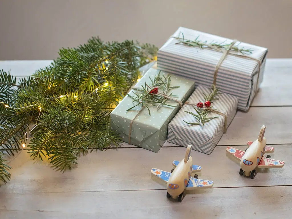 Pino Avioni Nova Godina