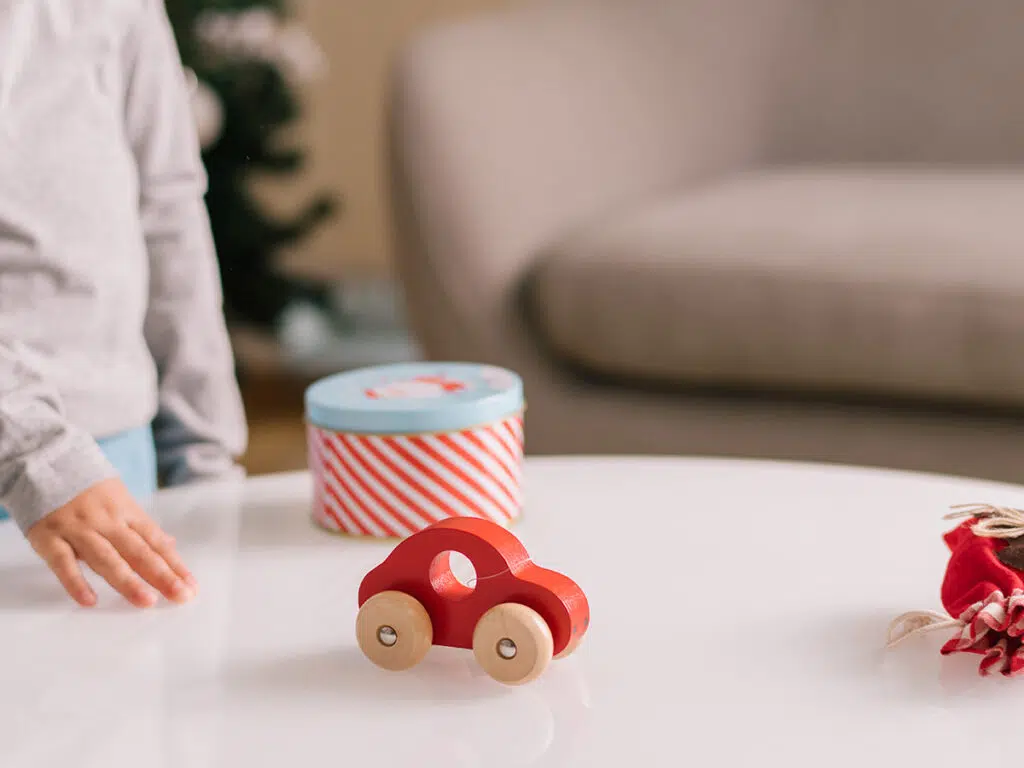 Pino Mini Auto I Decak Nova Godina