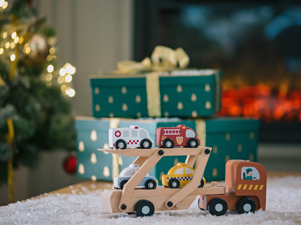 Pino Kamion Transporter