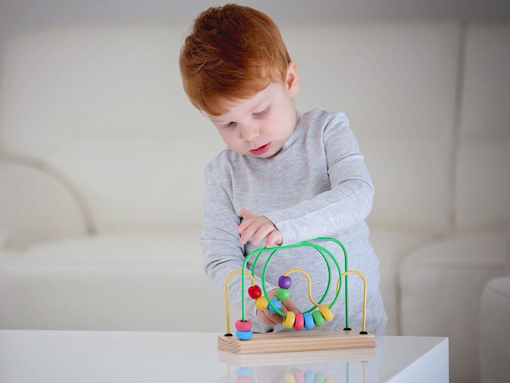 Igra Sa Pino Lavirintom Vezba Fine Motorike